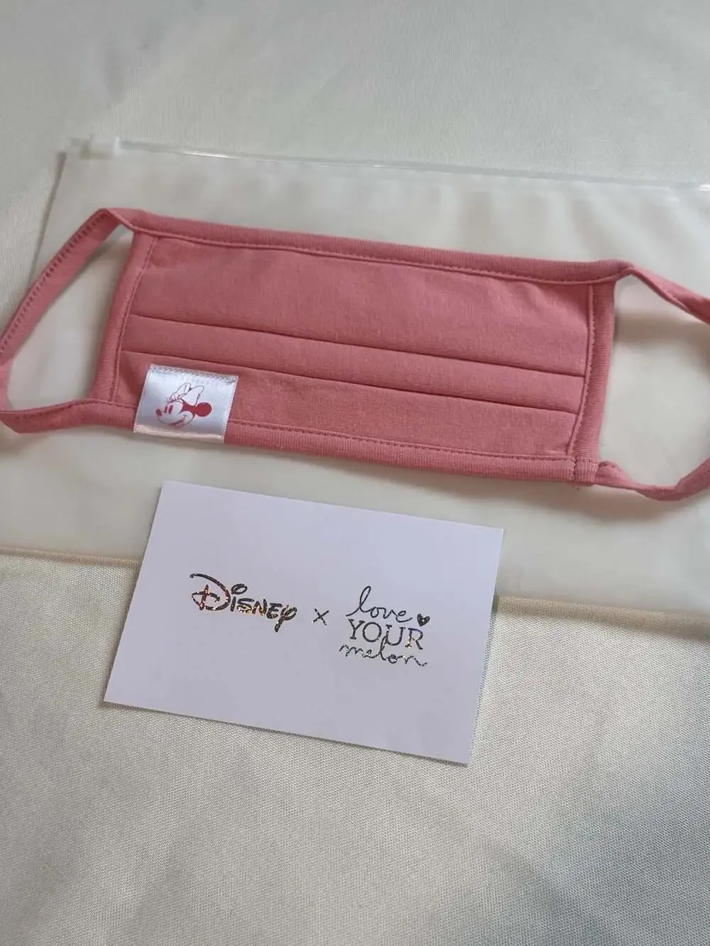 Disney x Love Your Melon Minnie Mouse Adult Pleated Face Mask NIP Rare Pink